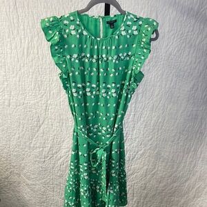 Ann Taylor Green Floral Mini Dress with Flutter Sleeves and Tie Waist size Small